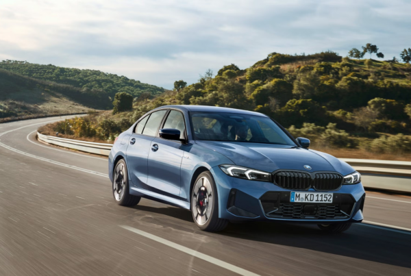 BMW 330i